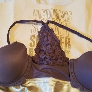 VS 32D